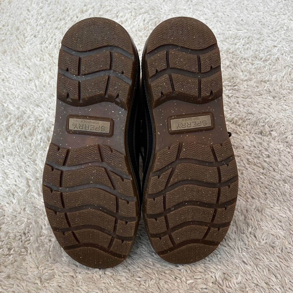 Sperry Tan and Black Shearling-Lined Boots Size 10.5 - Picture 9 of 9